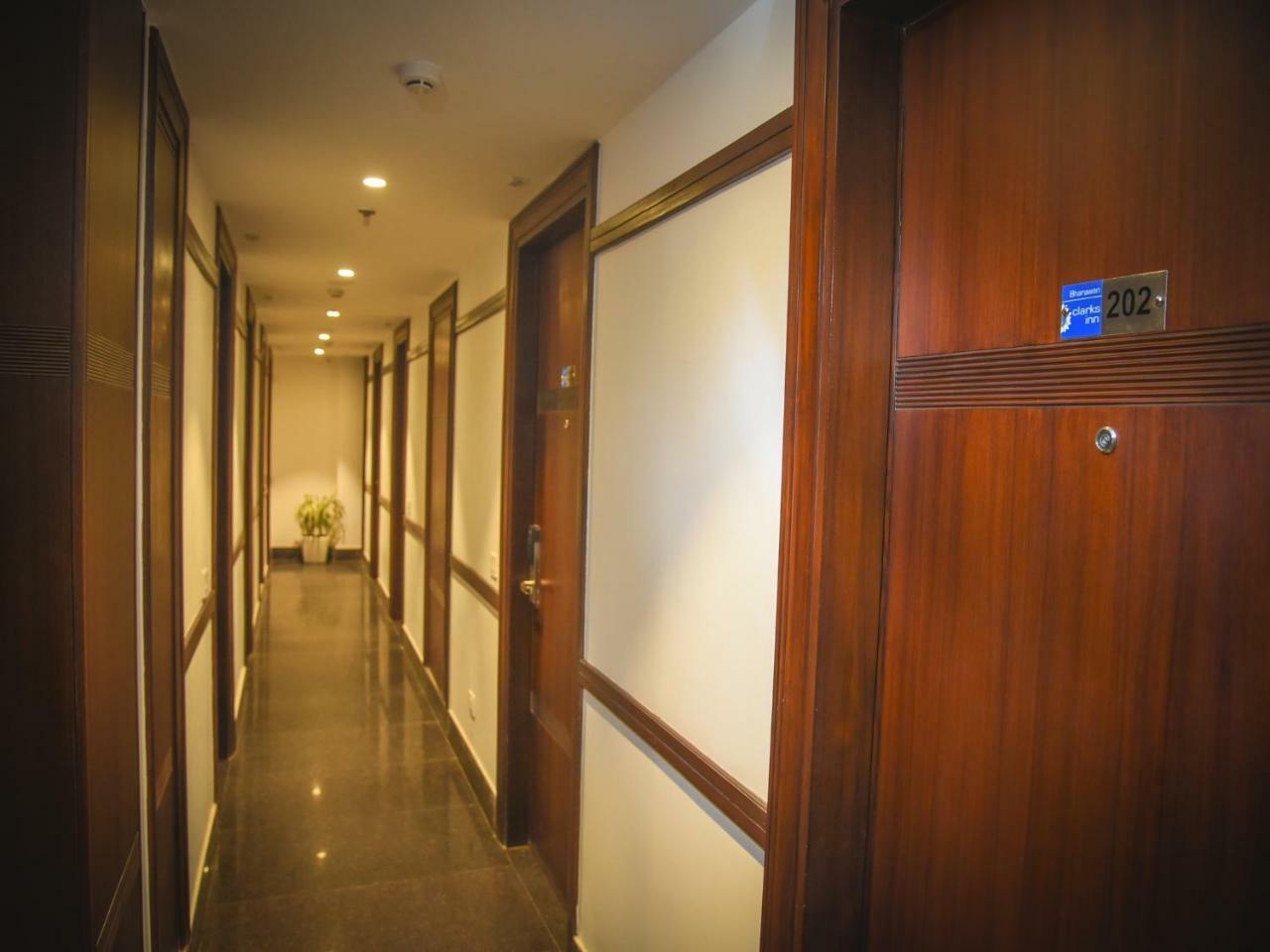 Bharawan Clarks Inn Express Amritsar Luaran gambar